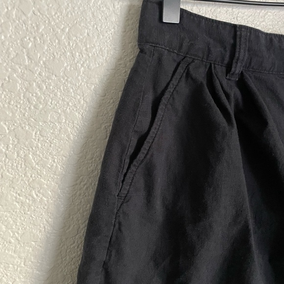 GAP Women’s High Rise 5” Linen Blend Pleated Shorts 4 Black - Picture 5 of 11